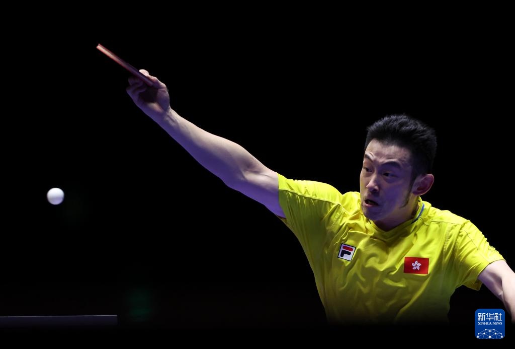 的比拼中落 的比拼中落