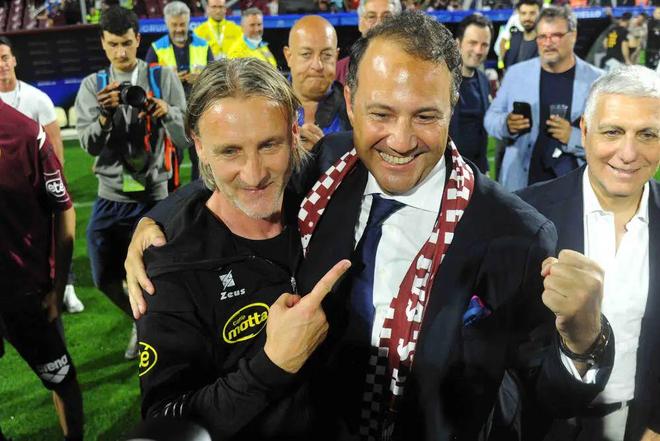 划的对决 划的对决